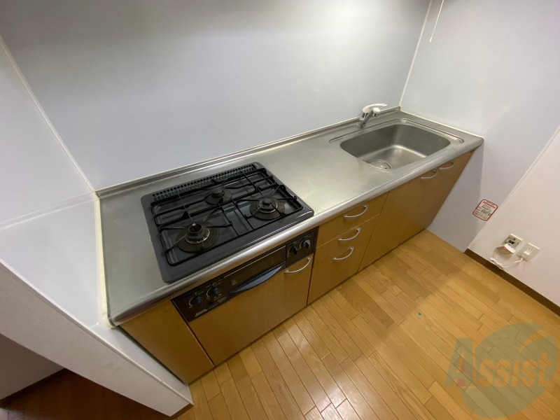 キッチン　システムキッチンなので、すぐお料理に使えます！
