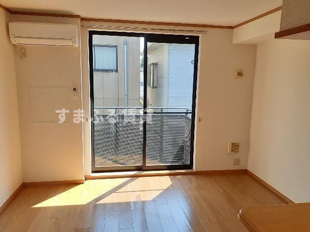 居室・リビング　同仕様　同施工会社　リビング