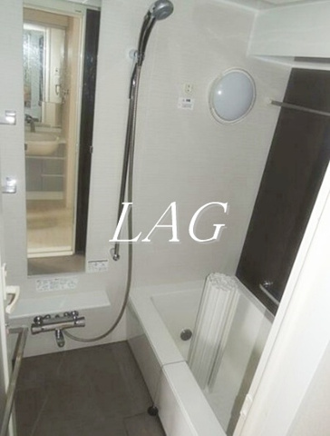 バス・シャワールーム　お風呂です。