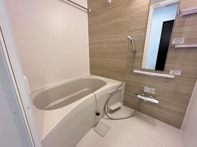 バス・シャワールーム　バス