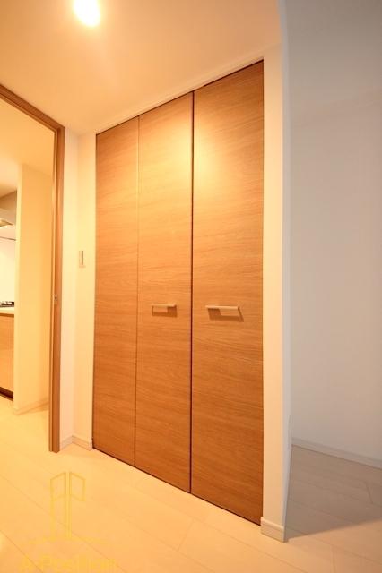 収納　サムティ阿波座BELSIA