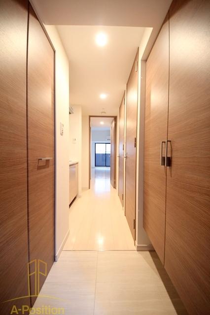 玄関　サムティ阿波座BELSIA