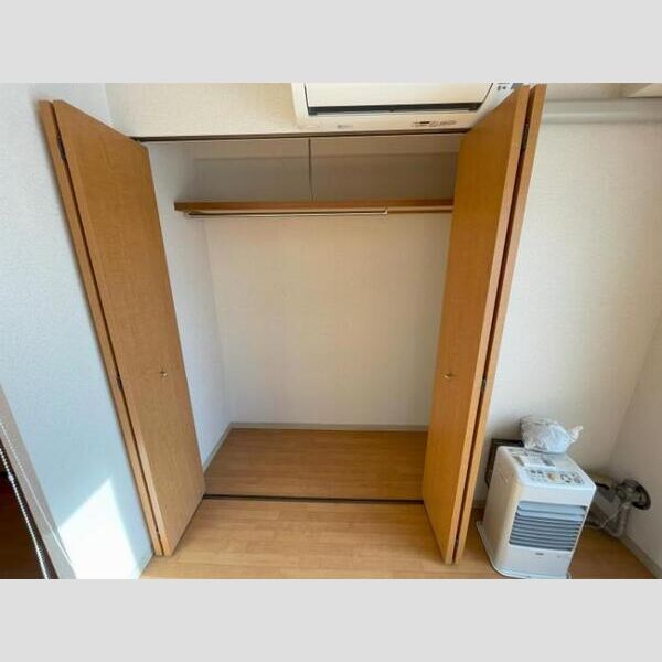 収納　衣類の収納に便利なクローゼット付きです♪