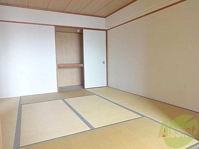 その他　８帖の和室がありました～♪２帖増えると一段と広く感じます。