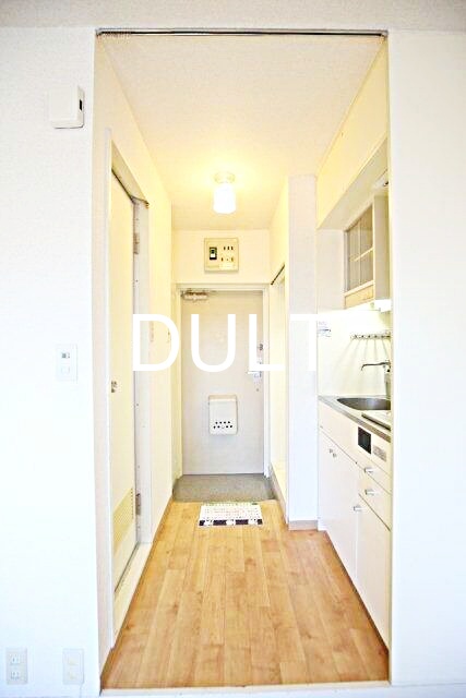 玄関　玄関です。