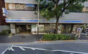 コンビニ　ローソン目黒大鳥神社前店（コンビニ）まで168m