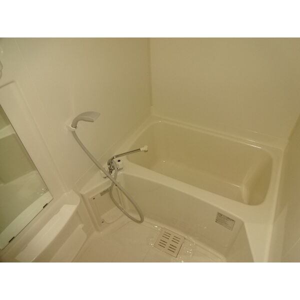 バス・シャワールーム　別号室の写真となります