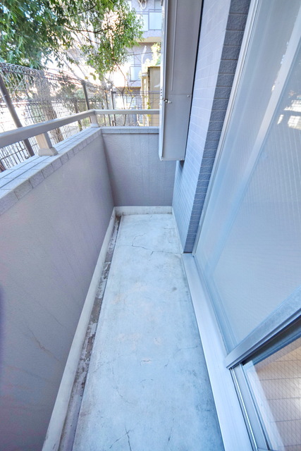 バルコニー　～今日は朝からお洗濯っ～