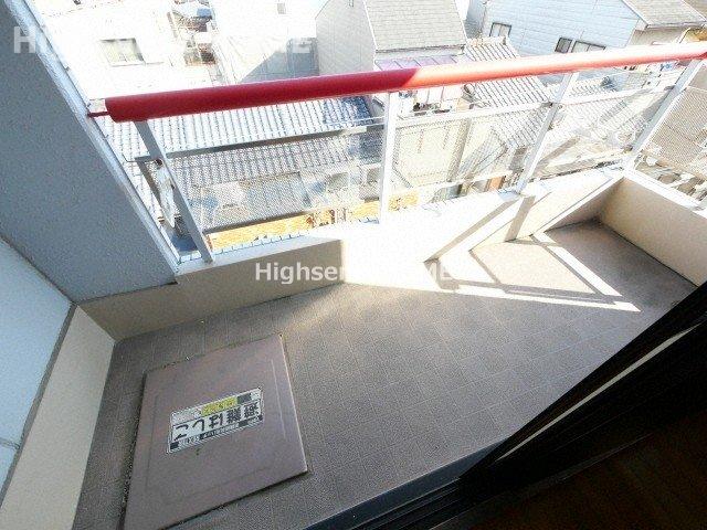 バルコニー　落ち着いた時間を過ごせるバルコニーです