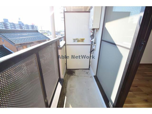 バルコニー　南向きのベランダです☆