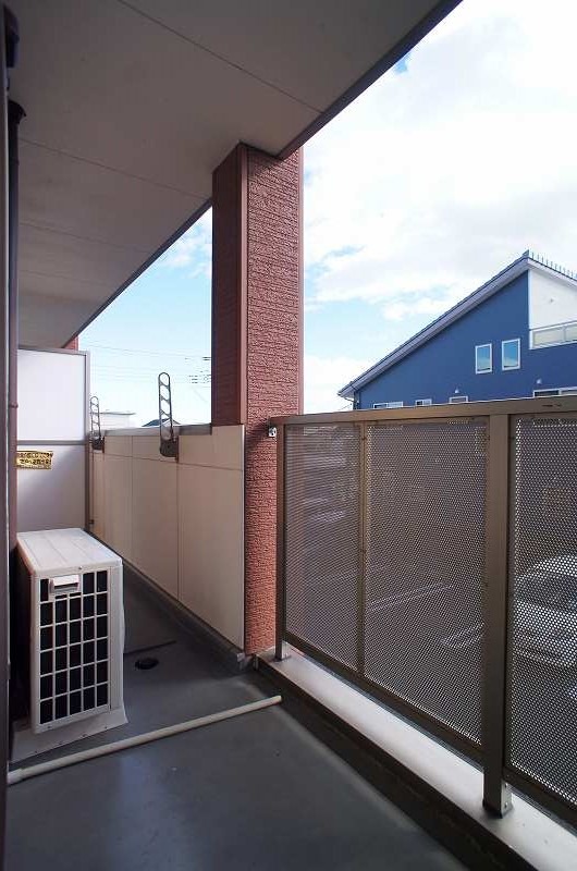 バルコニー　図面と現状に相違がある場合には現状を優先