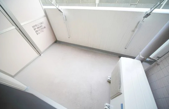 バルコニー　ドゥーエ西大島II