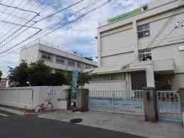 小学校　広島市立比治山小学校（小学校）まで49m