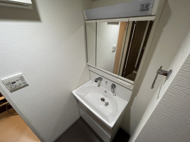 洗面設備　洗面所です