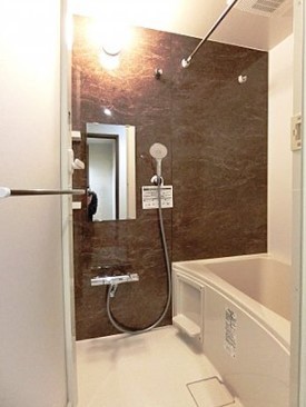 バス・シャワールーム