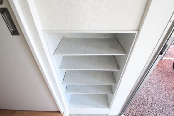 収納　※別部屋の写真です