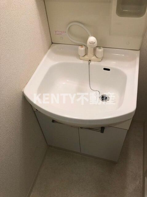 洗面設備　使いやすい洗面所です