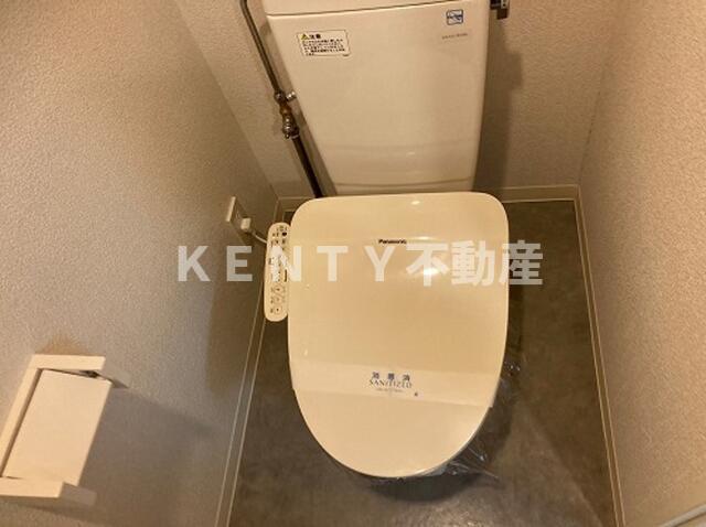 トイレ　ゆったりとした空間のトイレです