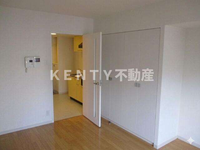 居室・リビング　ゆったり過ごせる居間です