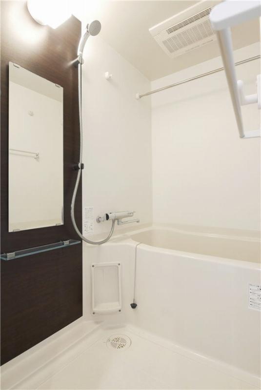 バス・シャワールーム　バスルーム