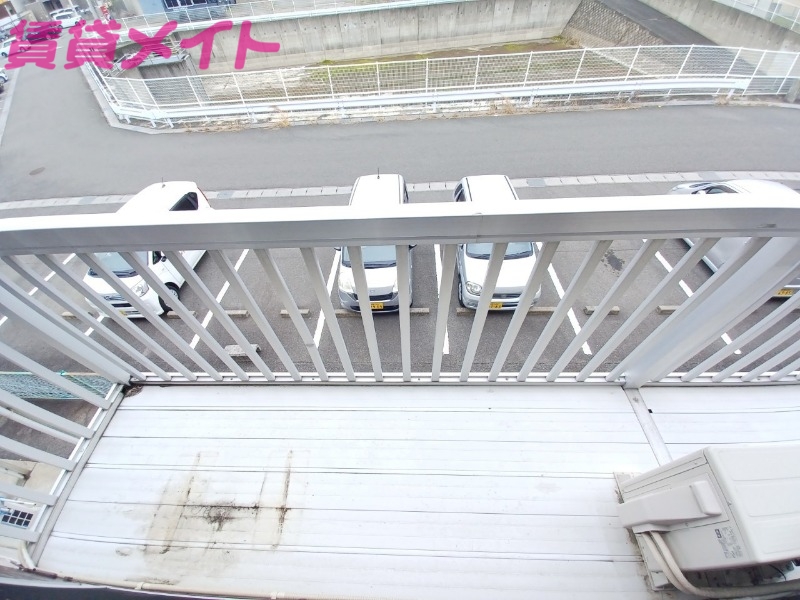 バルコニー　同物件別室の画像です