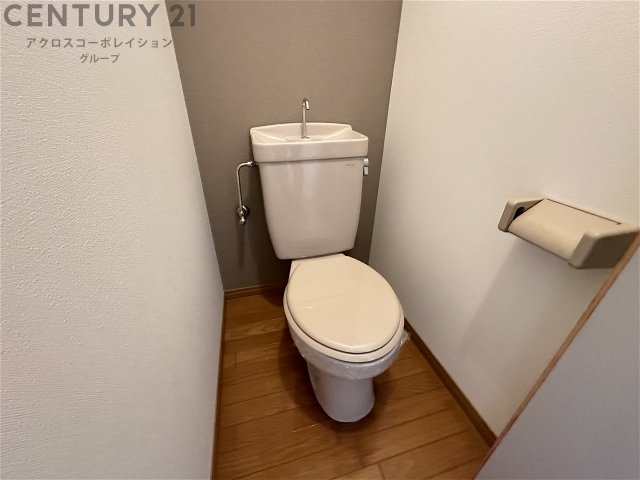 トイレ　コンパクトで使いやすいトイレです♪