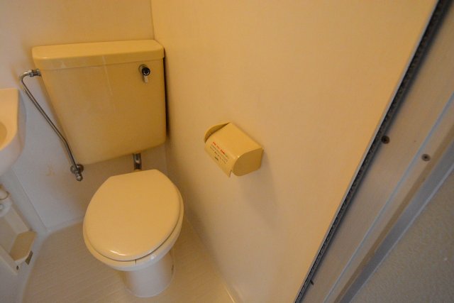 トイレ　浴室内にトイレがあります！