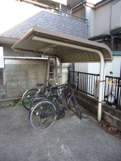 その他共有部分　屋根付駐輪場
