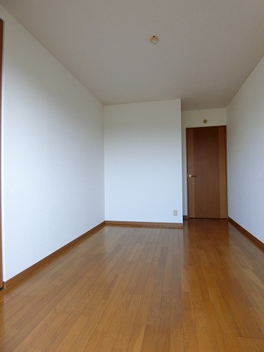 その他　※写真は反転タイプです。現況を優先します。