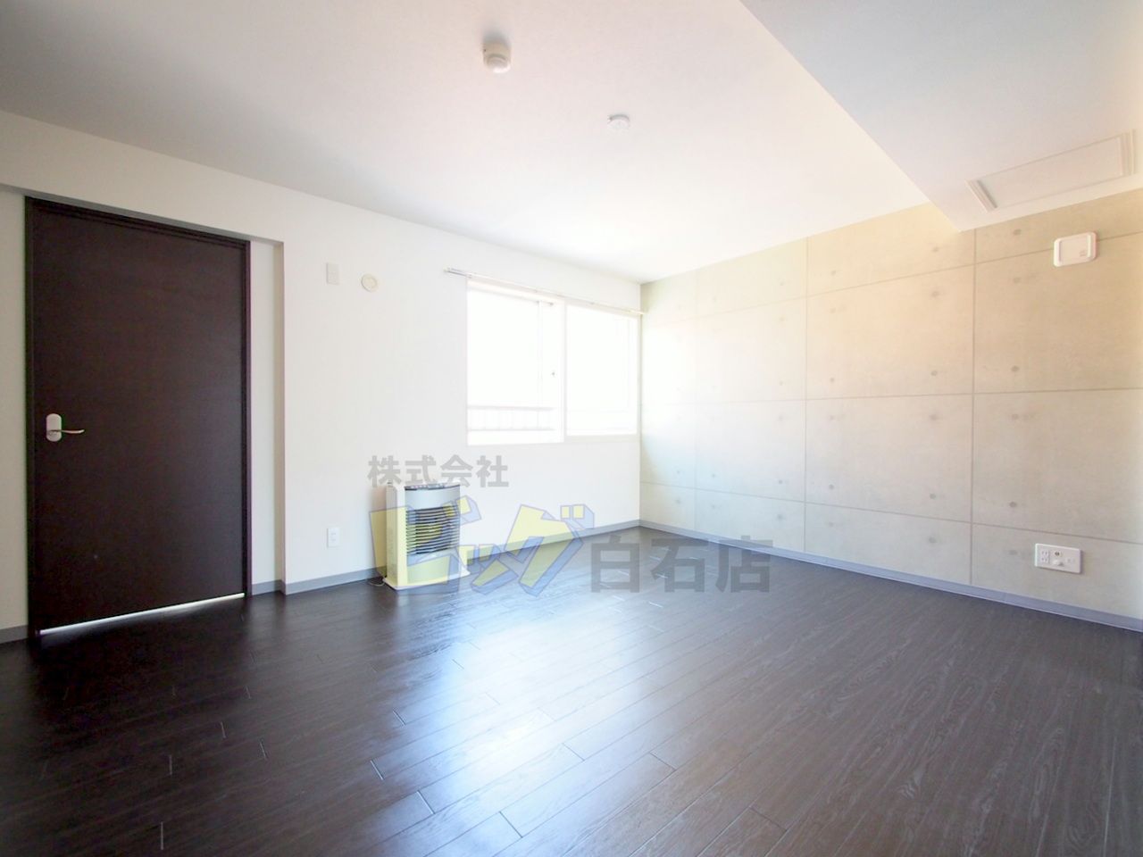 その他設備　灯油ストーブ付きです♪