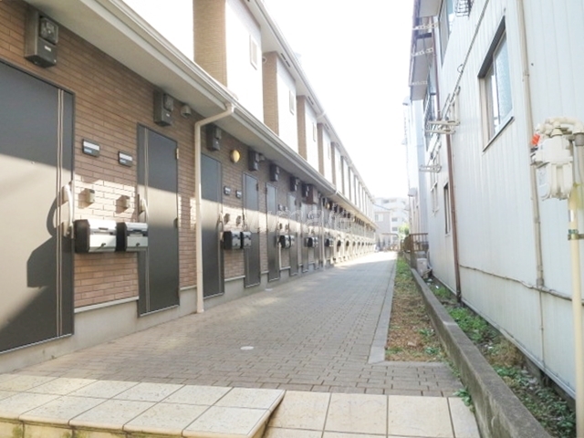 ロビー　綺麗なエントランスです☆