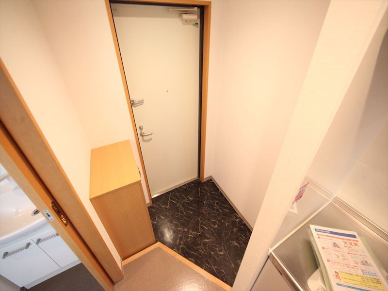 玄関　玄関　シューズボックス付