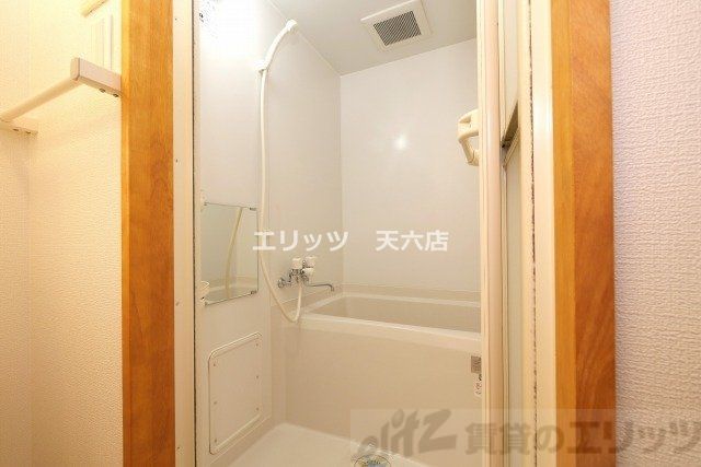 バス・シャワールーム　洗面