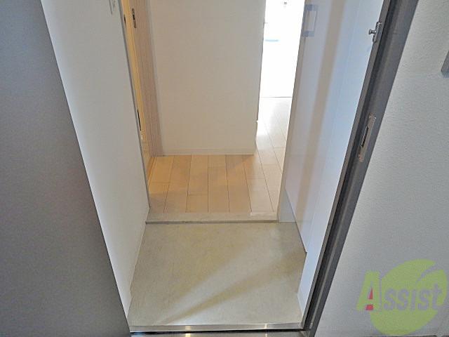 玄関　玄関になります。落ち着いた感じで気持ちがいいですね♪