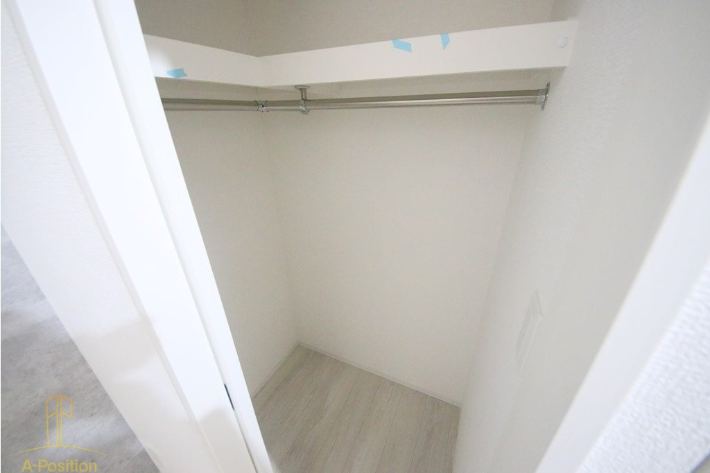 収納　セレニテフラン本町