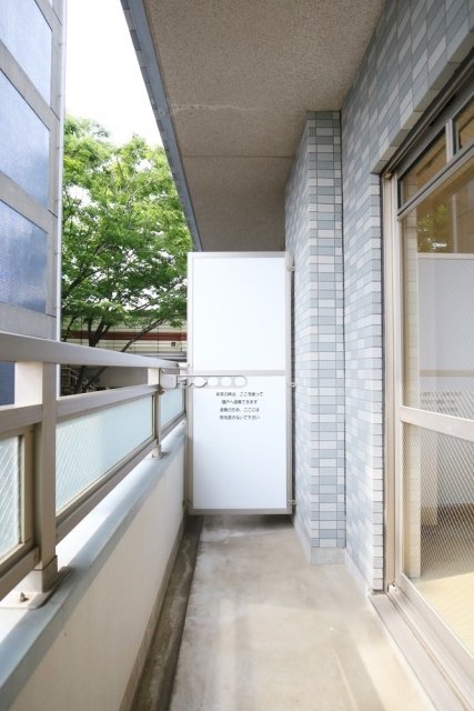 バルコニー　バルコニー