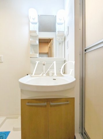 洗面設備　洗面台です。