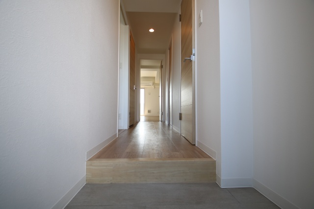 玄関　※別室の参考写真の為、現況優先です。