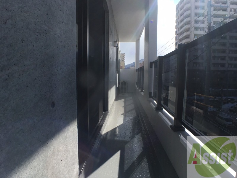 バルコニー　バルコニーです。洗濯物を干したり一息ついたりできますね！