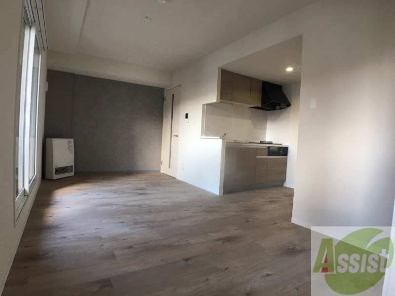 居室・リビング　広くてきれいなリビングです！快適に過ごせそうですね。