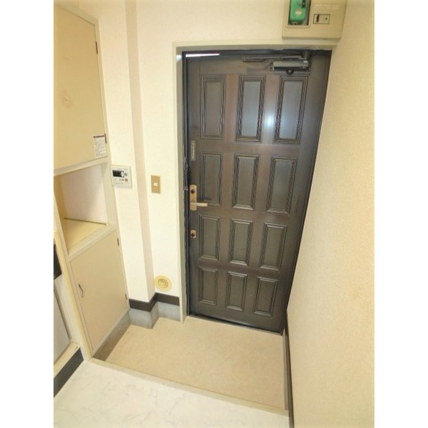 玄関　玄関まわりです