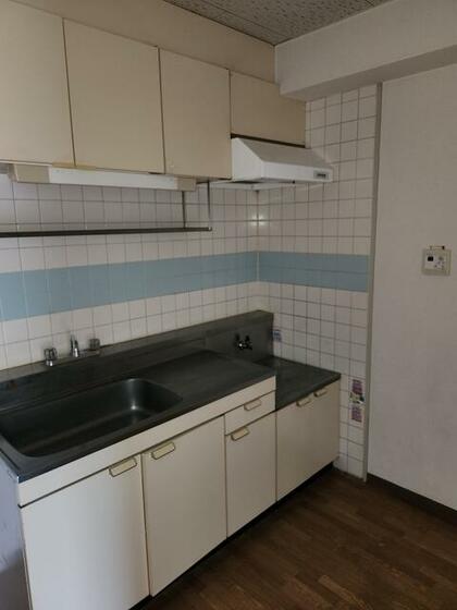 キッチン　※別部屋参考写真