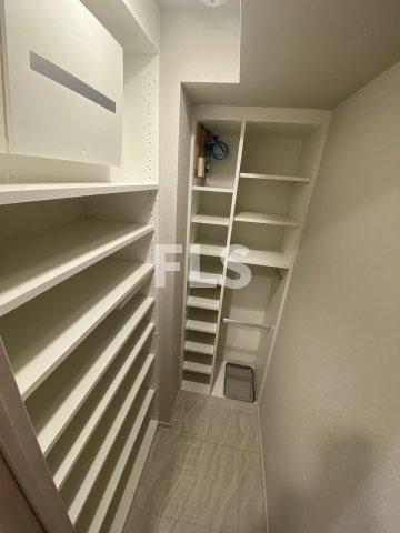 その他設備　シューズインクローゼット