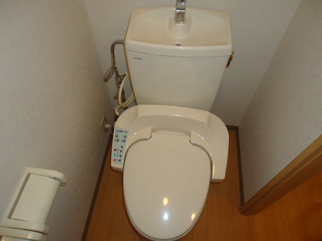 トイレ　シャワー付トイレ