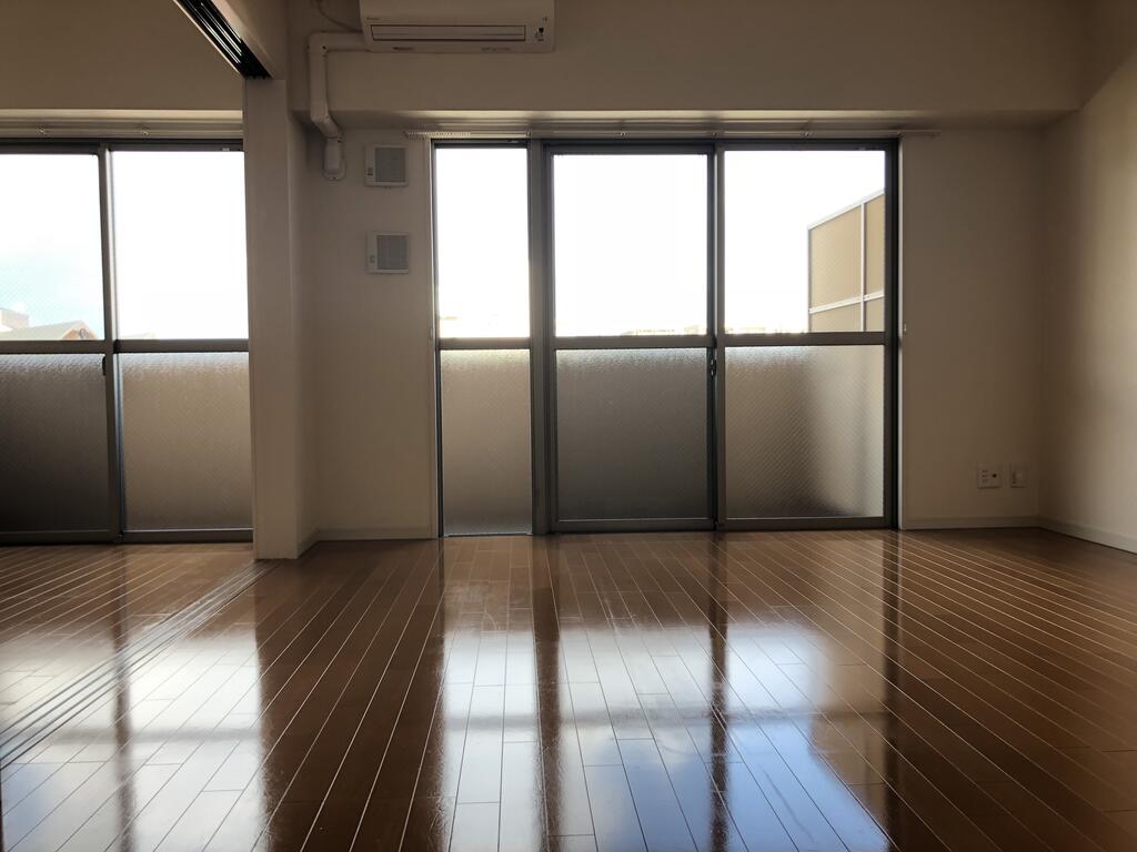 居室・リビング　☆同マンション別室の写真です☆