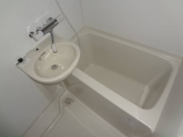 バス・シャワールーム　バスルーム