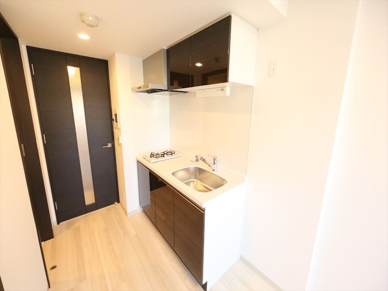 キッチン　システムキッチン（ガス2口コンロ付）