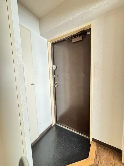 玄関　収納もある玄関です