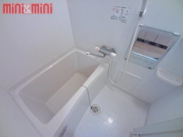 バス・シャワールーム　バスルーム