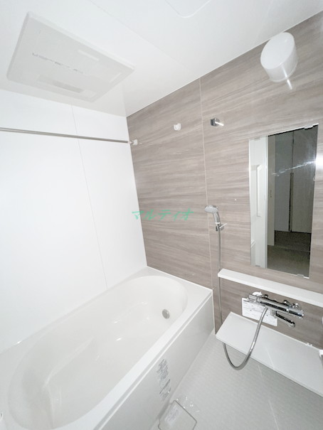 バス・シャワールーム　浴室